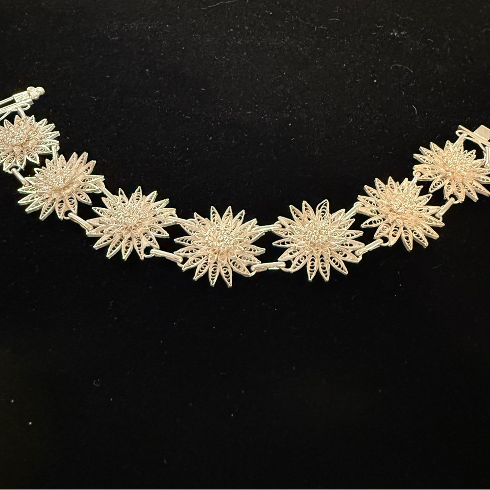 Vintage Victorian 1850-1890 Filigree Sterling Silver Floral, Link Bracelet